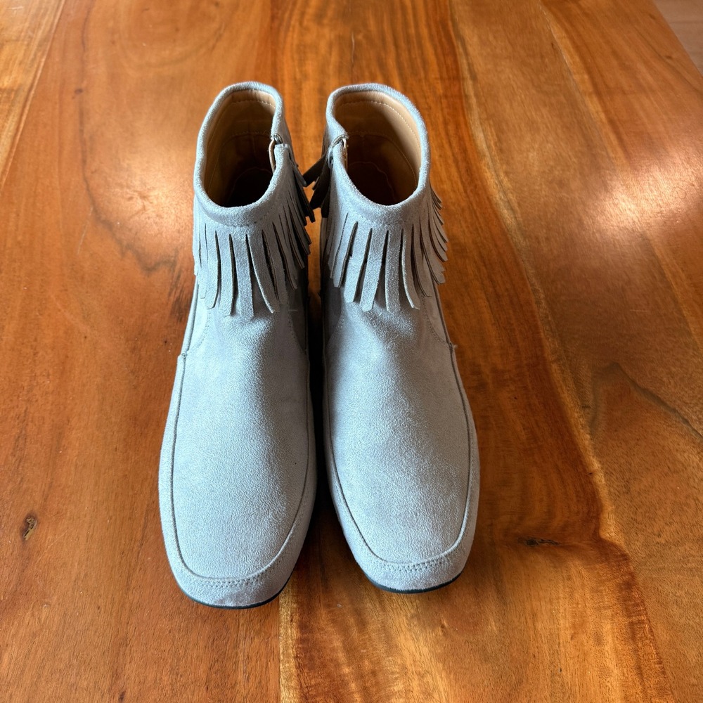 Comfortview Women's Pale Gray "Marion" Shooties Size 12